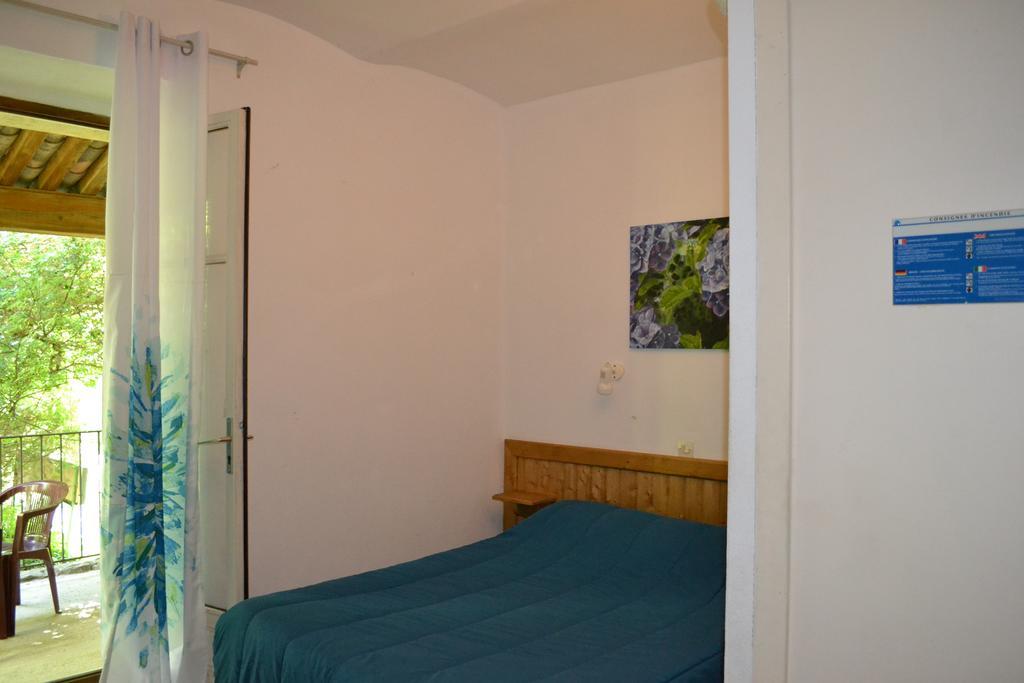 Auberge Les Sibourgs Bourdeaux Room photo